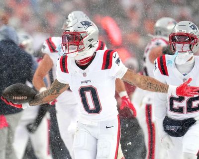 Patriots overcome Broncos and brutal, snowy conditions to book place in Super Bowl