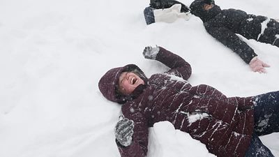 New Yorkers revel in snowball fight amid major winter storm