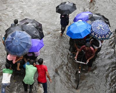 A Guardian and a Thief by Megha Majumdar review – survival in a climate-ravaged Kolkata