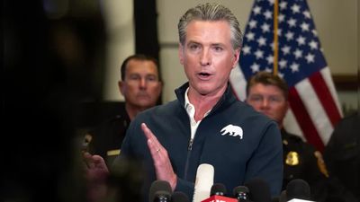 Gavin Newsom Calls For Kristi Noem To 'RESIGN' After Killing Of Alex Pretti