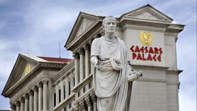 ‘Vegas is a scam’: A tourist exposes how sensors and hidden fees at Caesar’s Palace created a nightmare experience