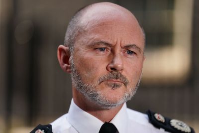 Head of chief constables body backs plans to slash their number