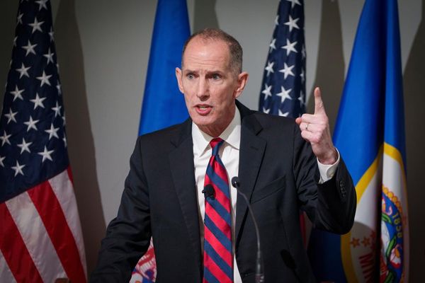 Republican ends bid for Minnesota governor, citing ‘unconstitutional’ ICE surge