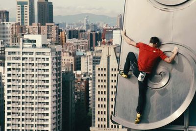 Alex Honnold reveals ‘scariest thing’ about his historic Taipei 101 climb