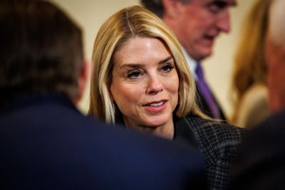 Critics slam Pam Bondi’s demand for Minnesota voter rolls amid ICE surge