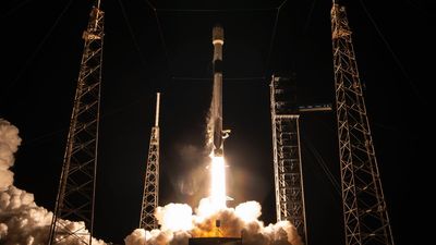 SpaceX launches advanced GPS satellite for US Space Force (video, photos)
