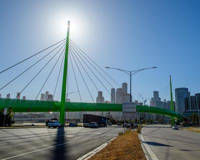 Afternoon Update: Victoria swelters during heatwave; White House walks back claims about Alex Pretti; and Ye’s full-page apology