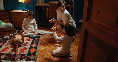 “They Call Me Evil And Rude”: Woman In Labor Is Mad At Neighbor Who Won’t Take Her Kids At 3am