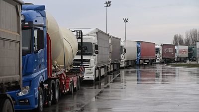 Western Balkan lorry drivers blockade EU borders over Schengen visa restrictions