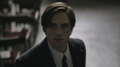 Robert Pattinson Rocked Out To Music While Wearing The Batman Cowl On Set (And I Need The Footage ASAP)