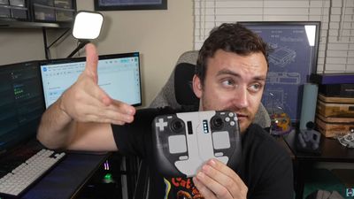 Open source Steam Controller-a-like is a beast with new screens and gyro controls: 'there's so much more I can add' says creator
