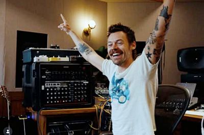 Liam Gallagher Takes Aim at Harry Styles Over Soaring Ticket Prices: Fans Criticise Costs As Excessive and Greedy