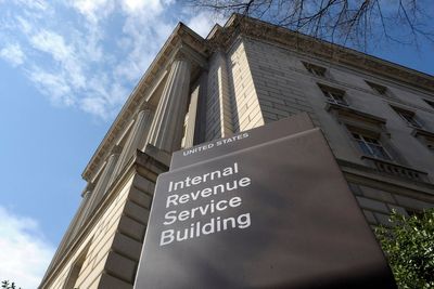 IRS faces stiff challenges in 2026 tax season due to workforce cuts and new laws, a watchdog says