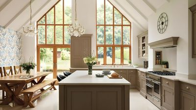 5 Kitchen Spots Professional Cleaners Skip Weekly – And What Actually Matters Instead