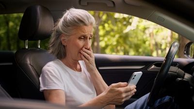 9 Benefits Calls That Are Actually Scams (Even When They Sound “Official”)