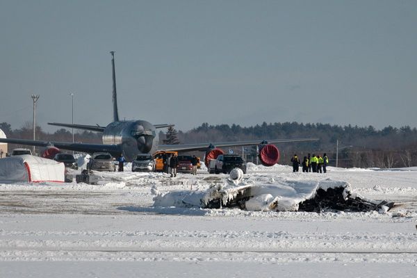 Investigation into Maine plane crash that killed 6 held back by snow and winter weather