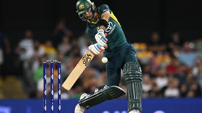 Ponting backs Maxwell for World Cup form revival