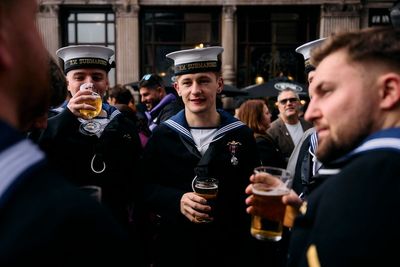No more drunken sailors? Navy to restrict alcohol in health kick on ships