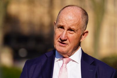 Police who raised child welfare concerns at burgled home ‘disgraceful’, MP says