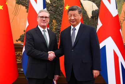 Britons travelling to China will no longer need visas, No 10 announces after Starmer meeting with Xi