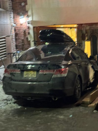 Man arrested after car repeatedly rams into synagogue in New York City