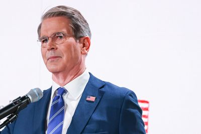 Bessent accuses Carney of ‘virtue signaling’ after his big speech at Davos, with divorce between Canada and America in the air