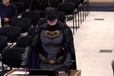 Batman puts Bay Area city council on blast over ICE deployment at Super Bowl in California