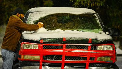 Texas drivers are unknowingly making a $500 mistake when dealing with icy windshields—here’s what you need to know to avoid it