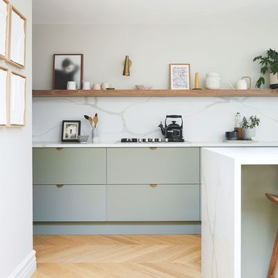 4 things that people with tidy kitchen cupboards always have – easy (and affordable) ways to instantly double your storage