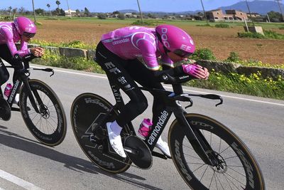 It's new time trial bike day at Trofeo Ses Salines as EF Education-EasyPost debut all-new Cannondale SuperSlice Lab71