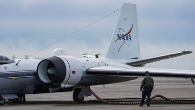 50-year-old NASA jet crashes in flames on Texas runway — taking it out of the Artemis II mission