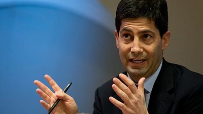 Trump expected to nominate Kevin Warsh as Fed chair on Friday morning