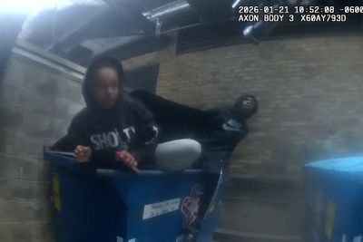 Lululemon thieves found hiding in dumpster after stealing $4000-worth of merchandise Chicago
