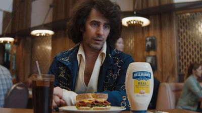 Andy Samberg’s Favorite NFL Team Isn’t In The Super Bowl, But Dropped An Enthusiastic F-Bomb In Response To Drake Maye