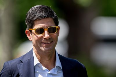 Kevin Warsh went from selling racetrack pencils to Trump's new Fed chair pick. His advice for Gen Z: merit is the ultimate currency in the workplace