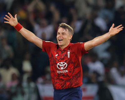 Sam Curran takes hat-trick before Salt eases England to DLS win over Sri Lanka in first T20