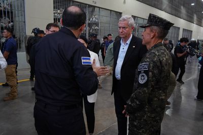 Chile's far-right president-elect visits El Salvador mega-prison, plans to talk security with Bukele