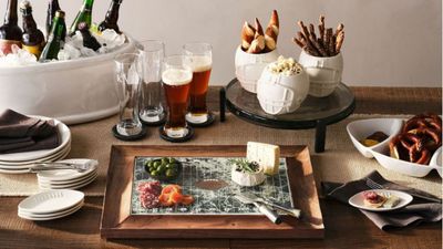 How to Serve Up Your Most Stylish Super Bowl Party Yet – And Have Time to Enjoy the Game, Too