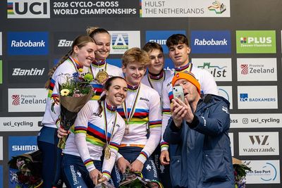 A dream comeback: Shirin van Anrooij shines at home Cyclo-cross World Championships opener after last year's iliac artery nightmare