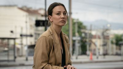 Kaley Cuoco Explains How Her New TV Show Is Different From Her 'Indoor Cat' Years on The Big Bang Theory