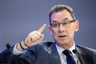 Pfizer CEO Albert Bourla's best leadership advice: Being optimistic is better than being right