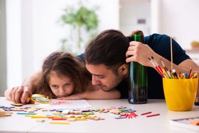 8 Ways Having A Narcissistic Father Shapes Your Adult Life As A Man