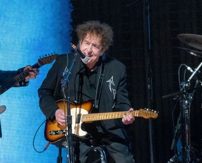5 Bob Dylan Quotes Every Retiree Should Live By