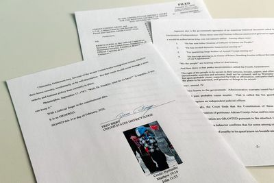 Judge orders US to release 5-year-old and dad taken into custody in Minnesota crackdown