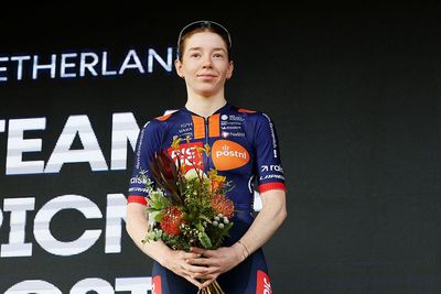 'A bit bittersweet' – Josie Nelson concludes Australian season opening with second place at Cadel Evans Great Ocean Road Race