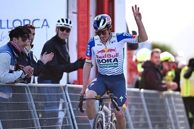 Trofeo Andratx-Pollença: Remco Evenepoel sweeps third race win at Challenge Mallorca on Saturday's wind-swept conditions