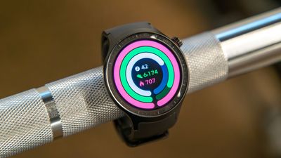 I've been testing the Moto Watch, and it really makes me wish Motorola would stop teasing us and just jump on the Wear OS wagon already