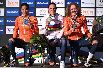 'I think I can be really proud' –Puck Pieterse recovers from mid-race crash to win another bronze medal at the Cyclo-cross World Championships