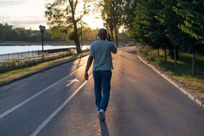 4 Best Walking Workouts for Weight Loss and Heart Health