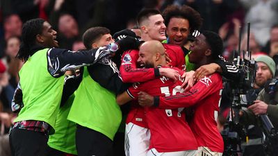 Man Utd Player Ratings vs. Fulham: Carrick Maintains Momentum With Wild Nine Minutes